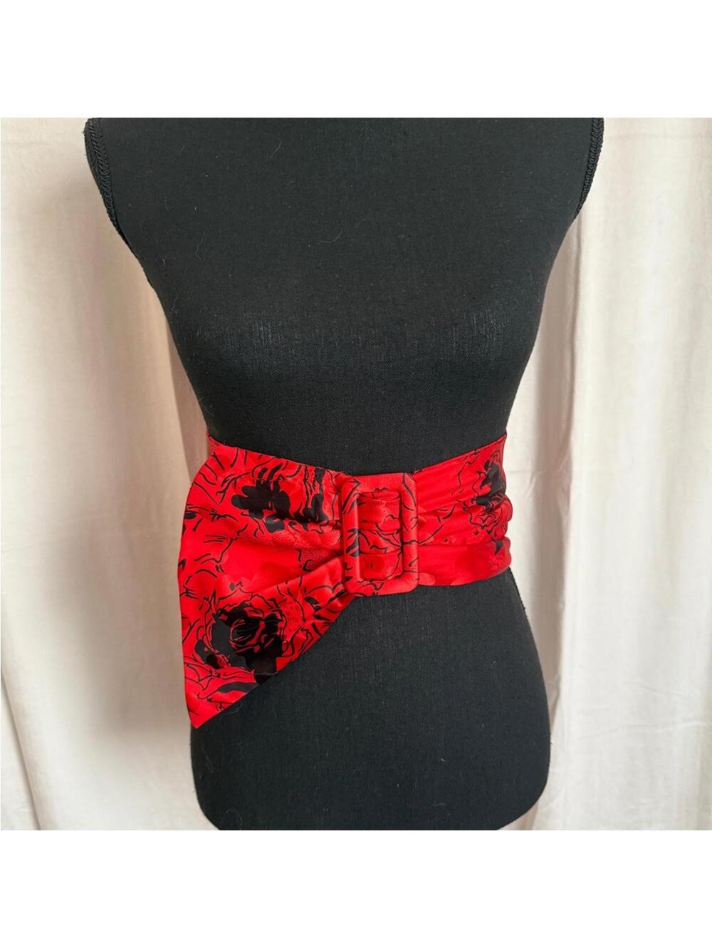 Vintage Red and Floral silk Women's Belt - approx 34” - Small